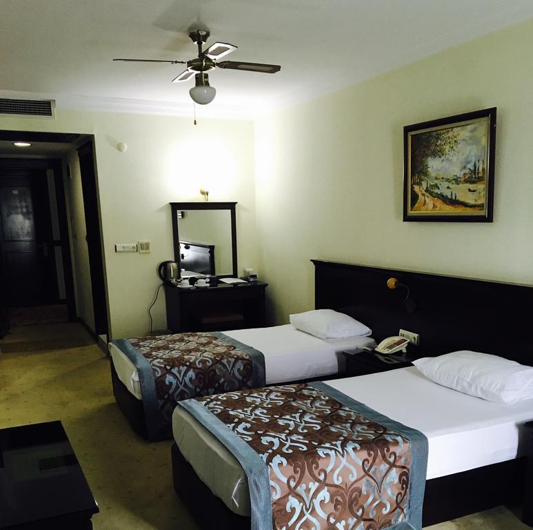Omur Hotel Akçay Eksteriør bilde